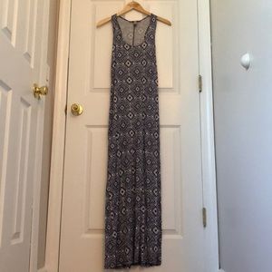 Forever 21 Maxi dress/ Size Medium